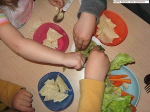 ricette bambini hummus e verdure