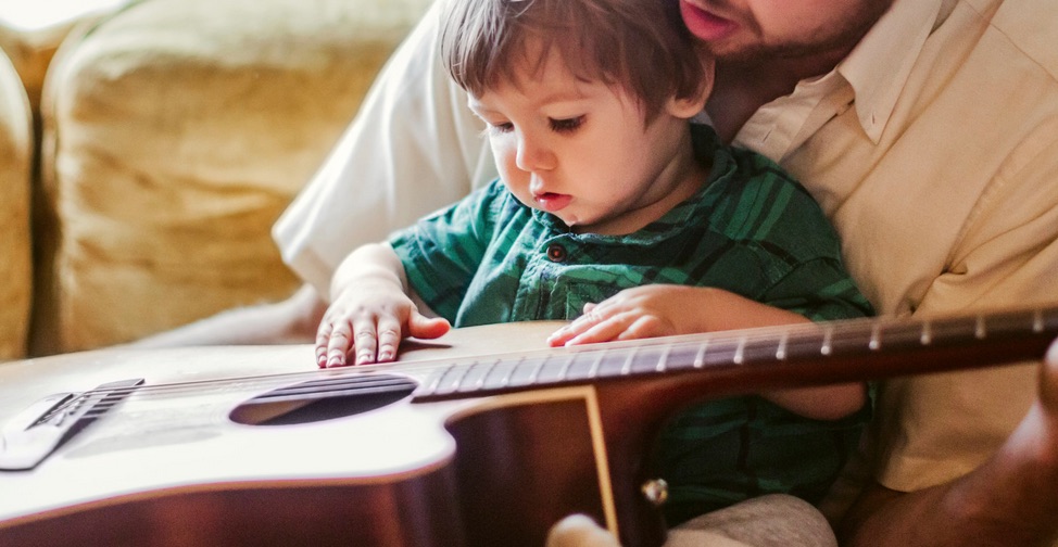 L’importanza della musica per i bambini: sviluppare la creatività e l’intelligenza musicale
