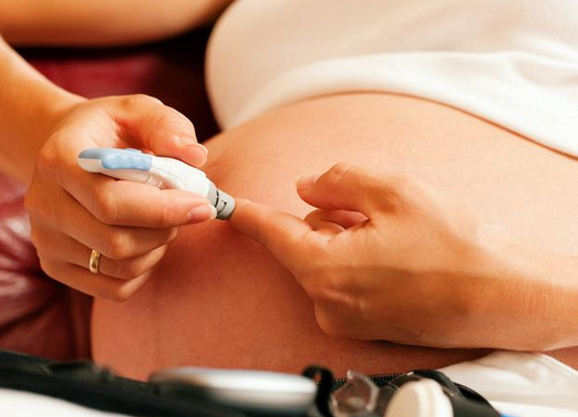 SOS Mamma: “La curva da carico di glucosio in gravidanza è obbligatoria?”